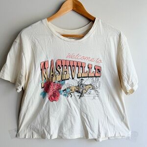 Rebellious One Women's Welcome to Nashville Cropped Graphic T-Shirt Size XL